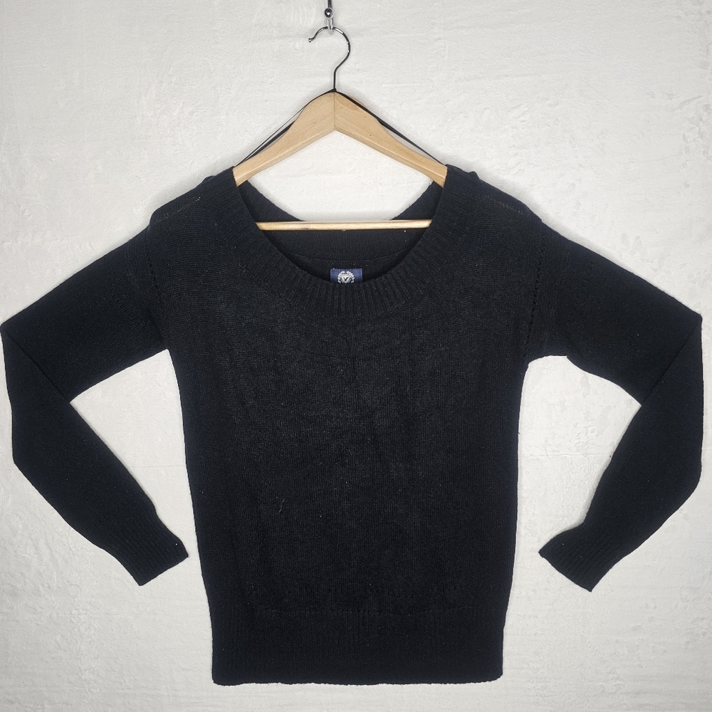 American Eagle Outfitters Black Crew Neck Sweater